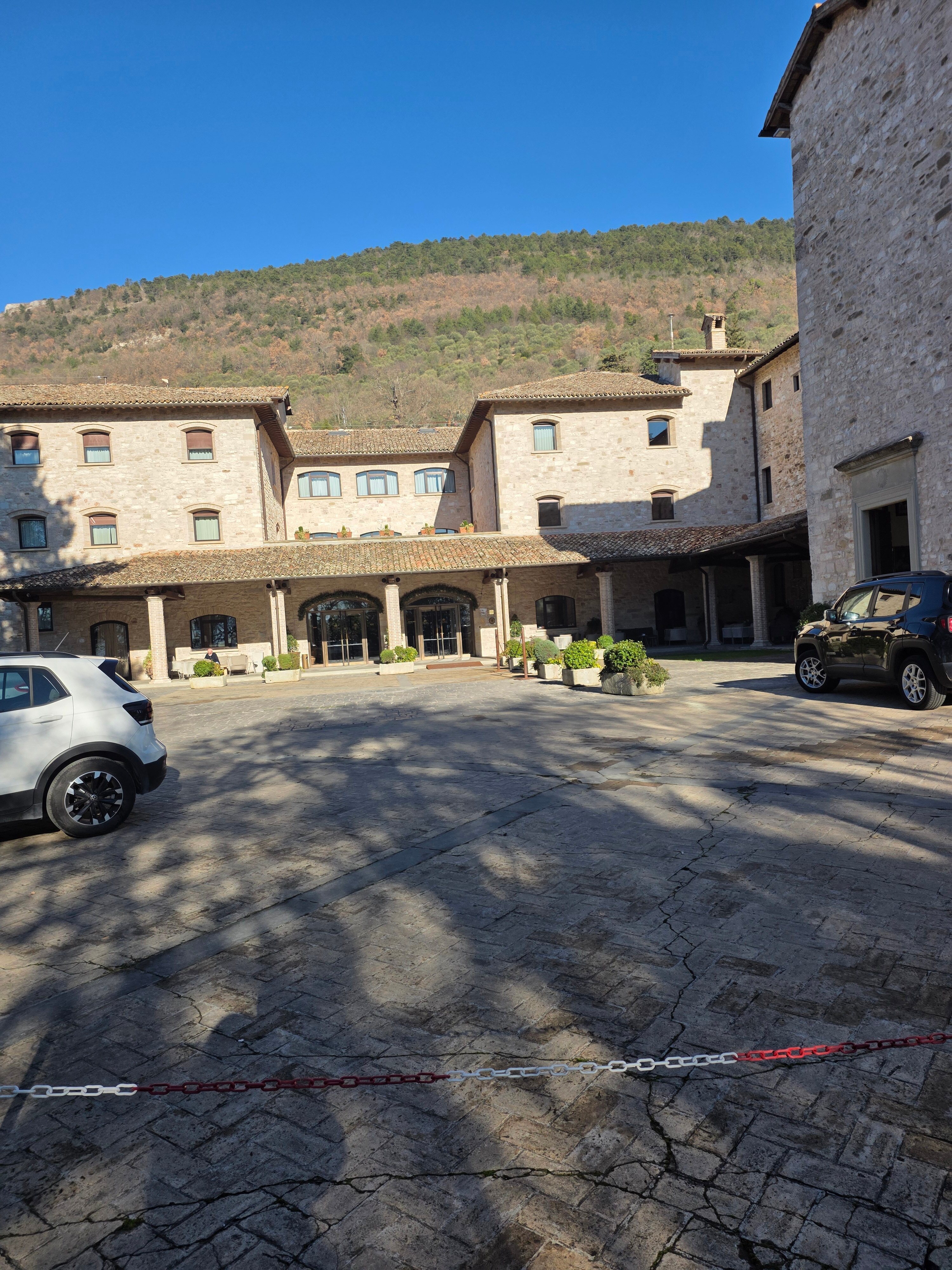 艾卡普契尼公园酒店-官方