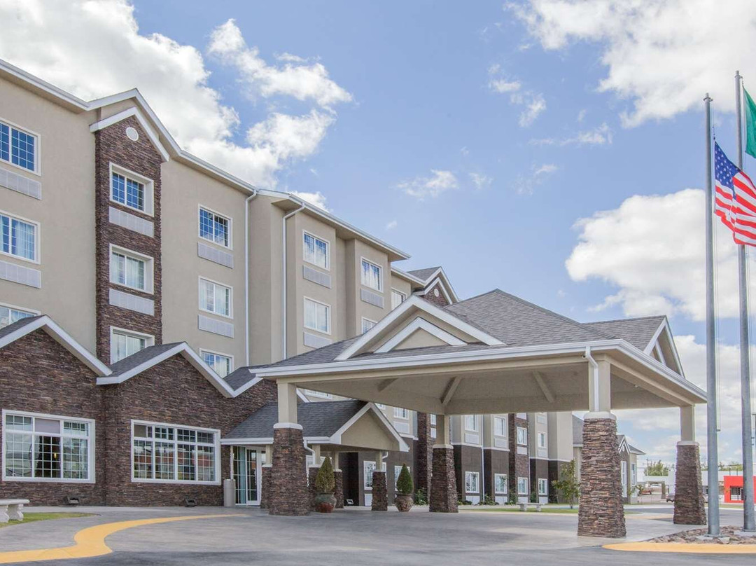 夸乌特莫克坎波门诺温德姆麦客达套房酒店