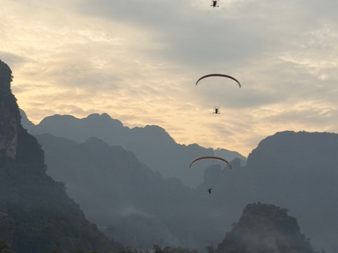 塔拉万荣度假村主图