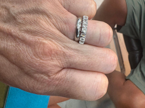 Gulzar Jeweller-坎多林必去景点