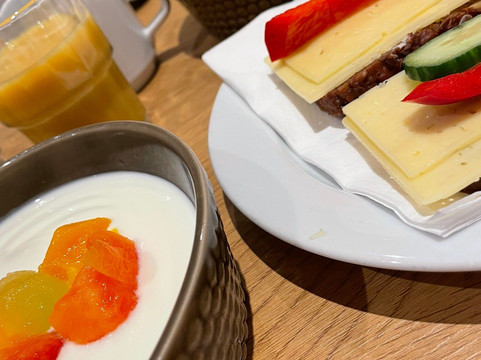 斯特兰德酒店主图