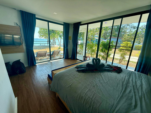 天堂度假村-皮皮岛主图