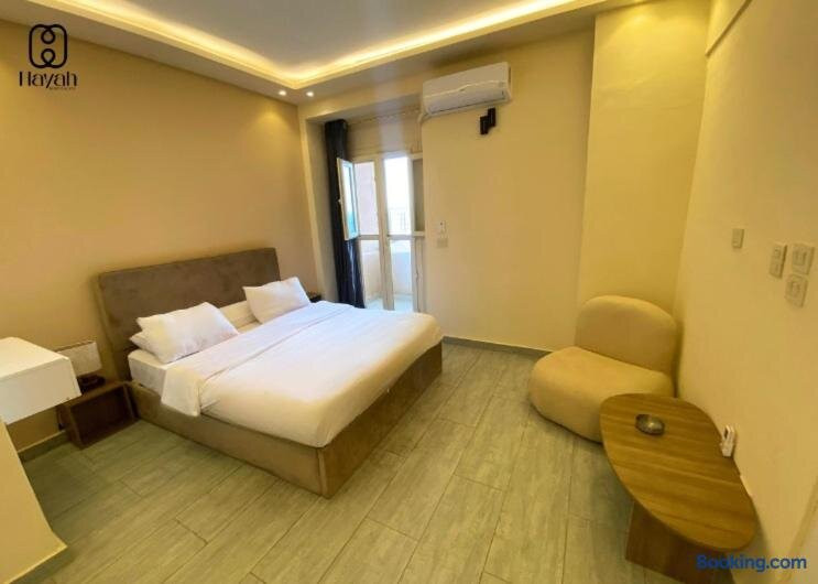 Alex Inn Suites & Rooms