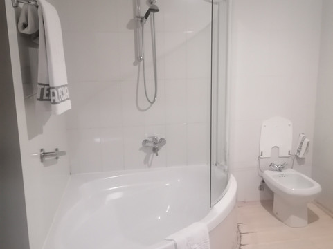 圣锡西利亚酒店主图