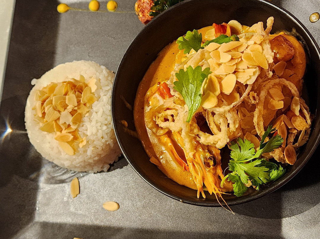 日出亚历克斯大道酒店主图