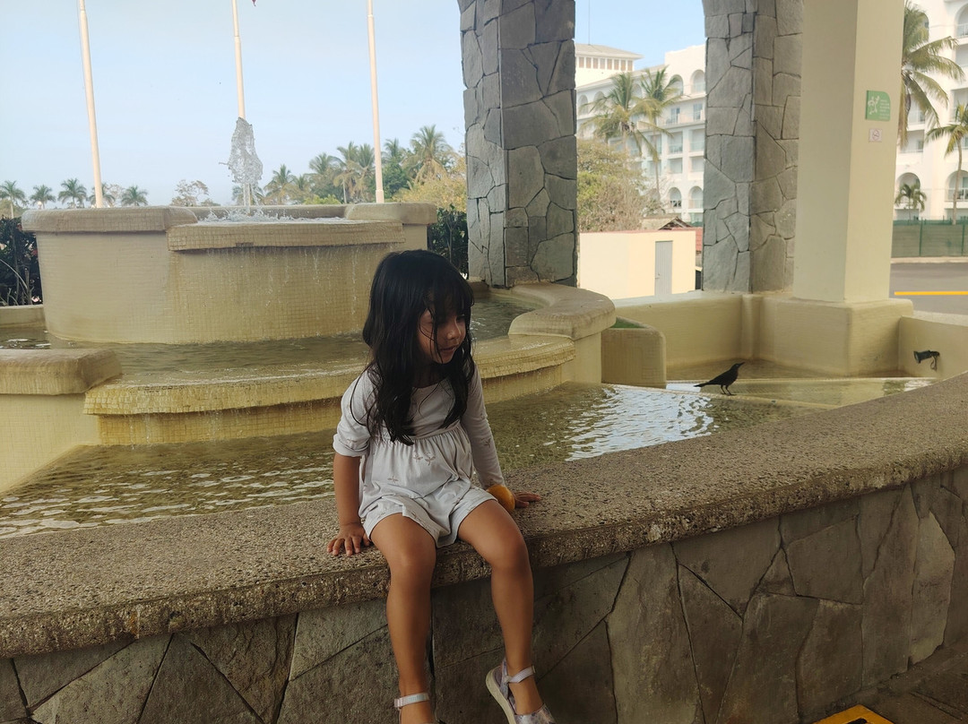 瓦雅塔桑巴全包酒店主图