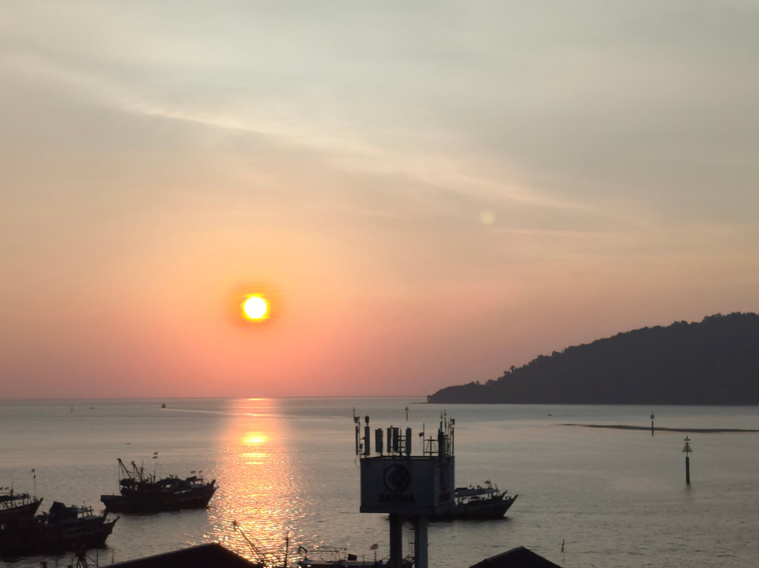 哥打京那巴鲁馨乐庭海滨酒店公寓主图