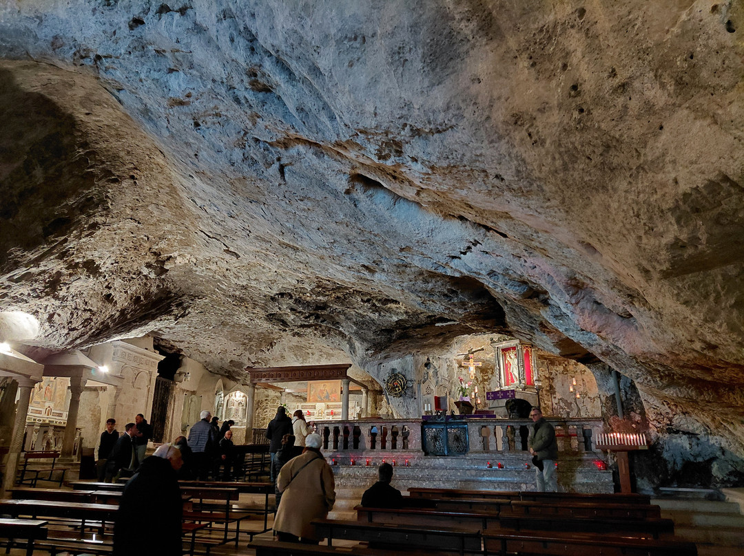 Santuario di San Michele Arcangelo-Monte Sant'Angelo必去景点