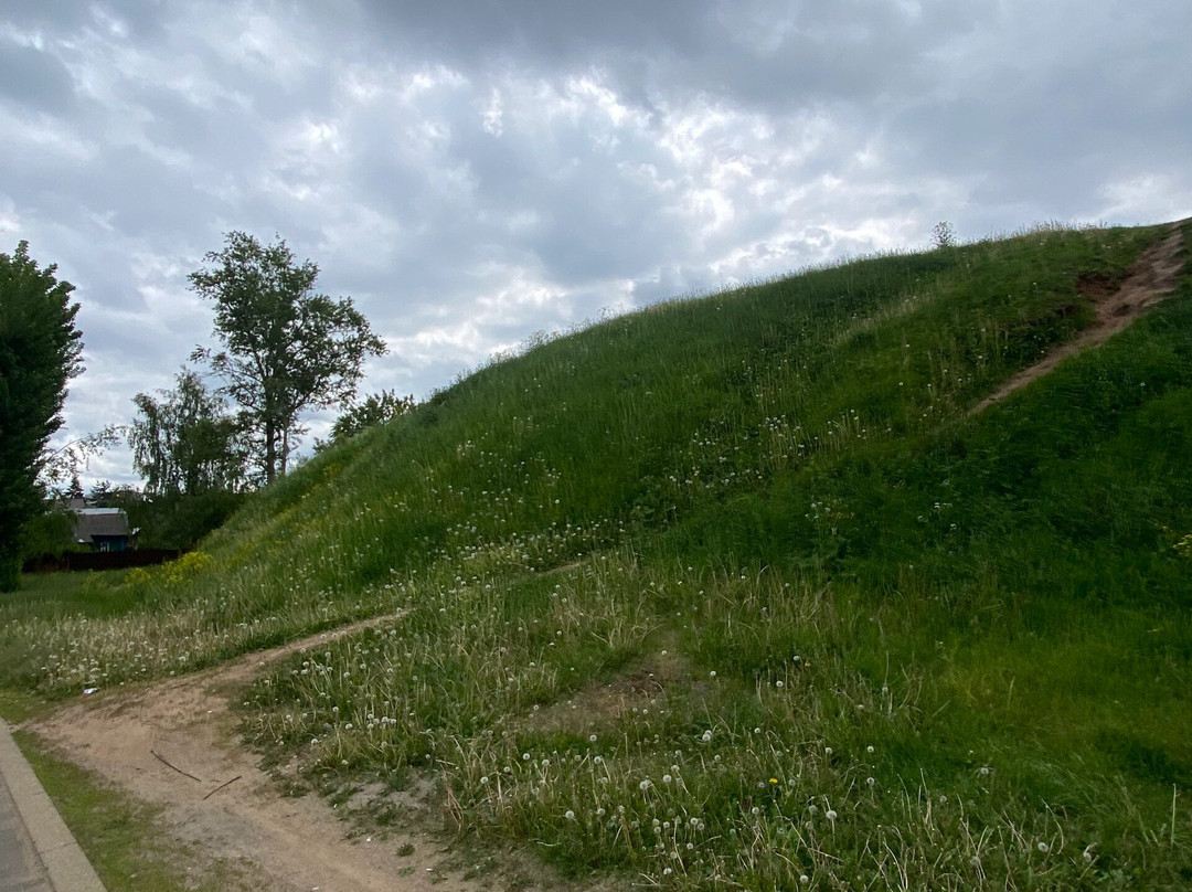 Earth Mound-Dmitrov必去景点