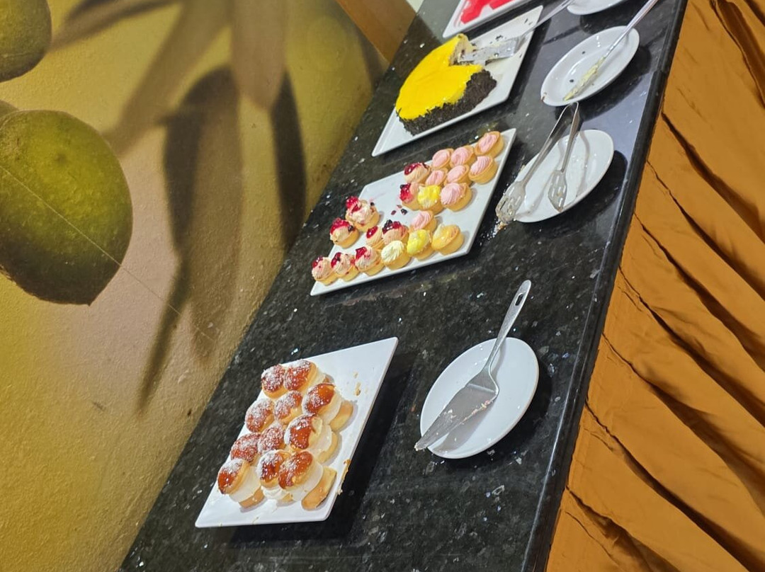 乔安海滩酒店主图