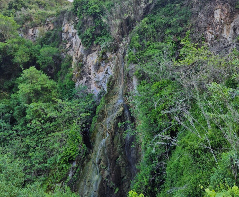 Kremiotis Waterfall-Kritou Terra必去景点