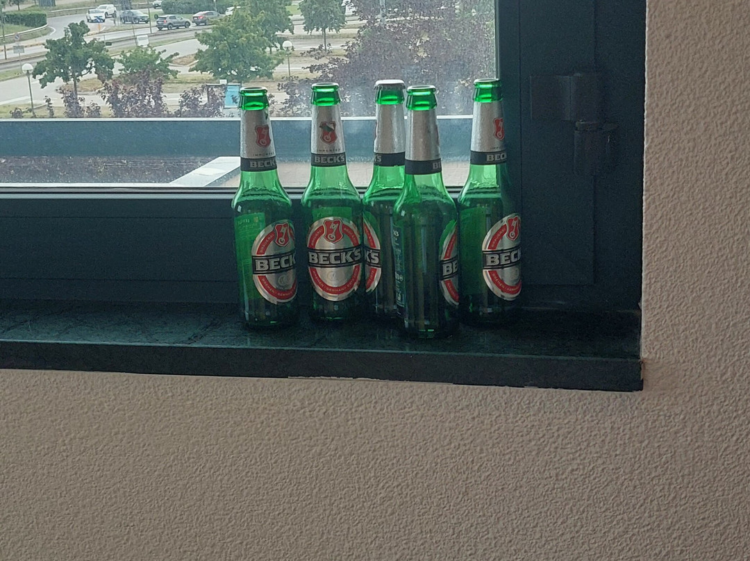 宜必思佛罗伦萨普拉托东部酒店主图