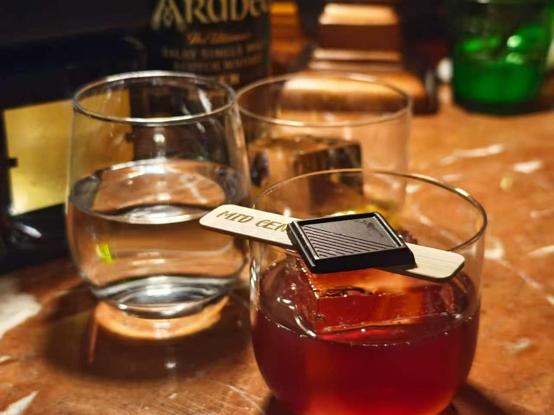 Mid Century Antiques & Bar