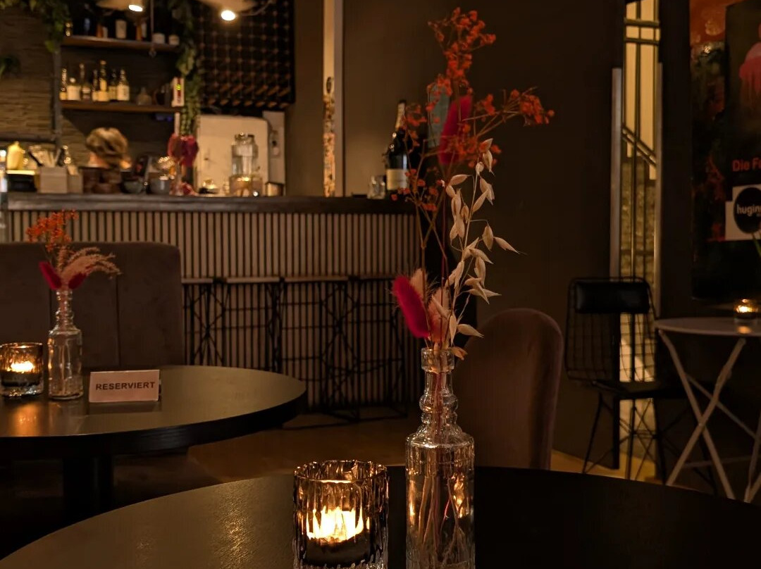 Huginn Café & Bar