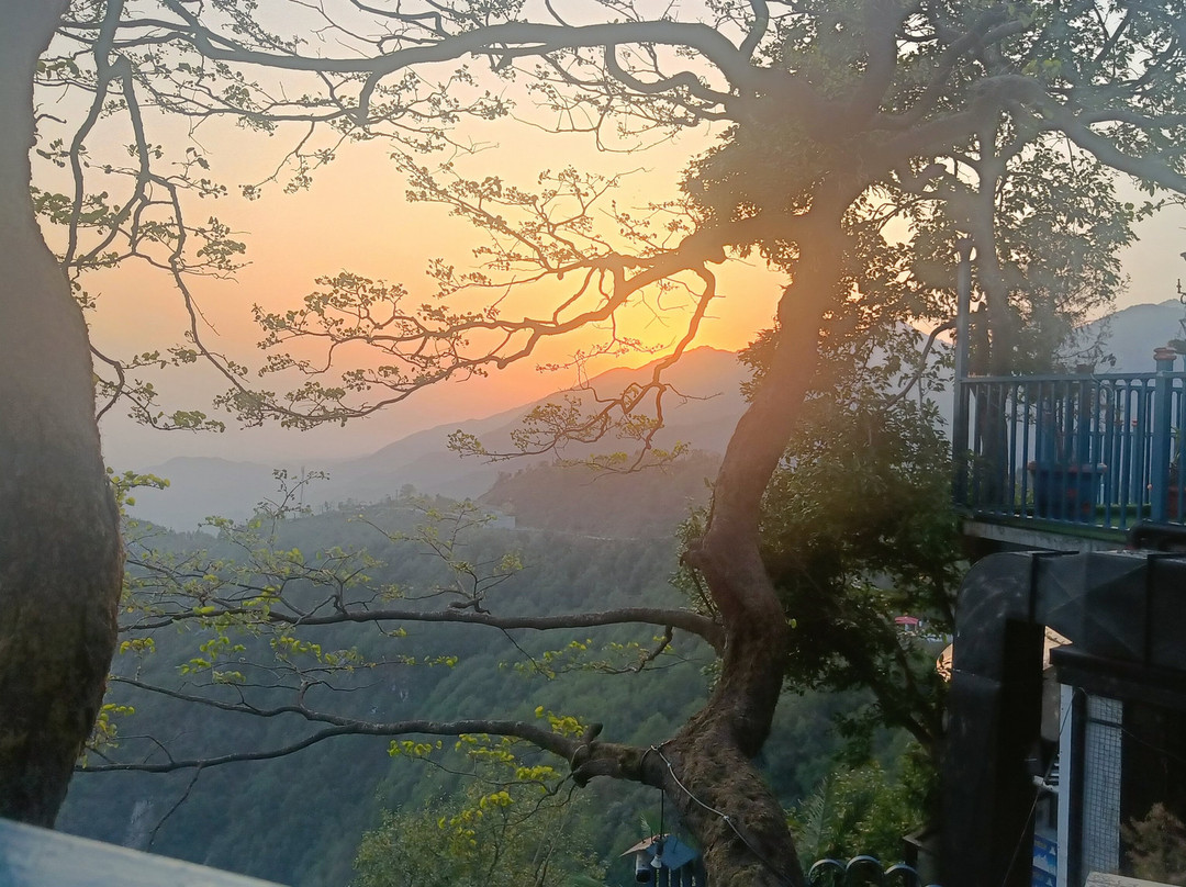 Jharipani Waterfall-马苏里必去景点