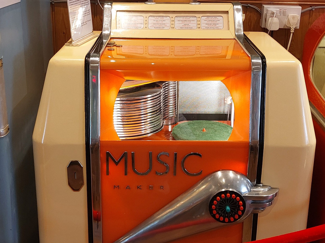 Ditchburn Jukebox Museum-Lytham St Anne's必去景点