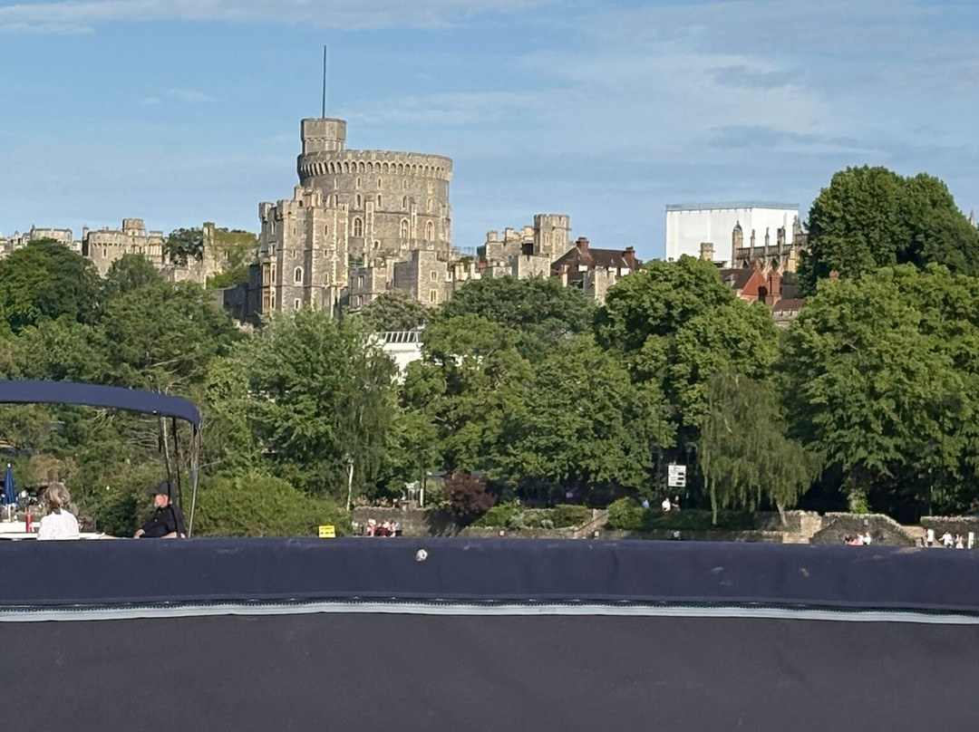 Le Boat - London (Chertsey)-彻特西必去景点