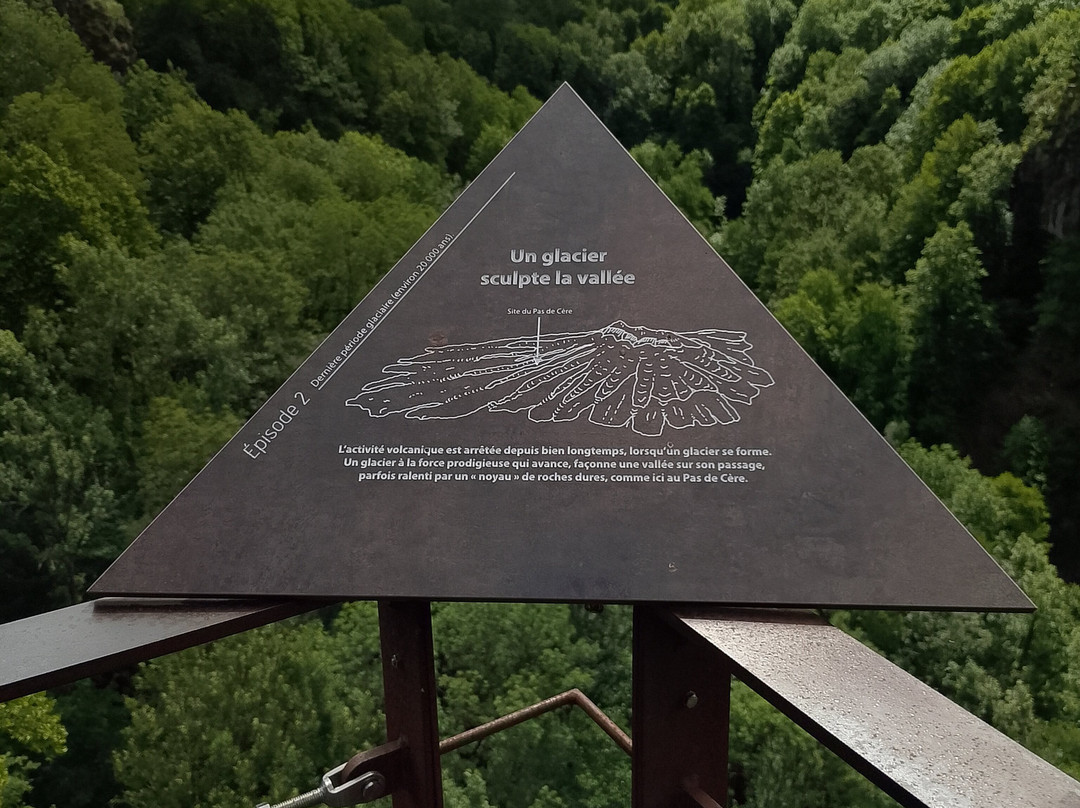 Pas de Cère-Vic-sur-Cere必去景点
