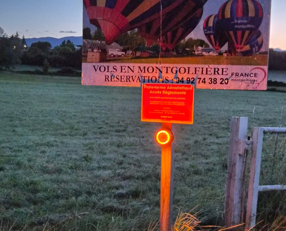Forcalquier France Montgolfiere-Forcalquier必去景点