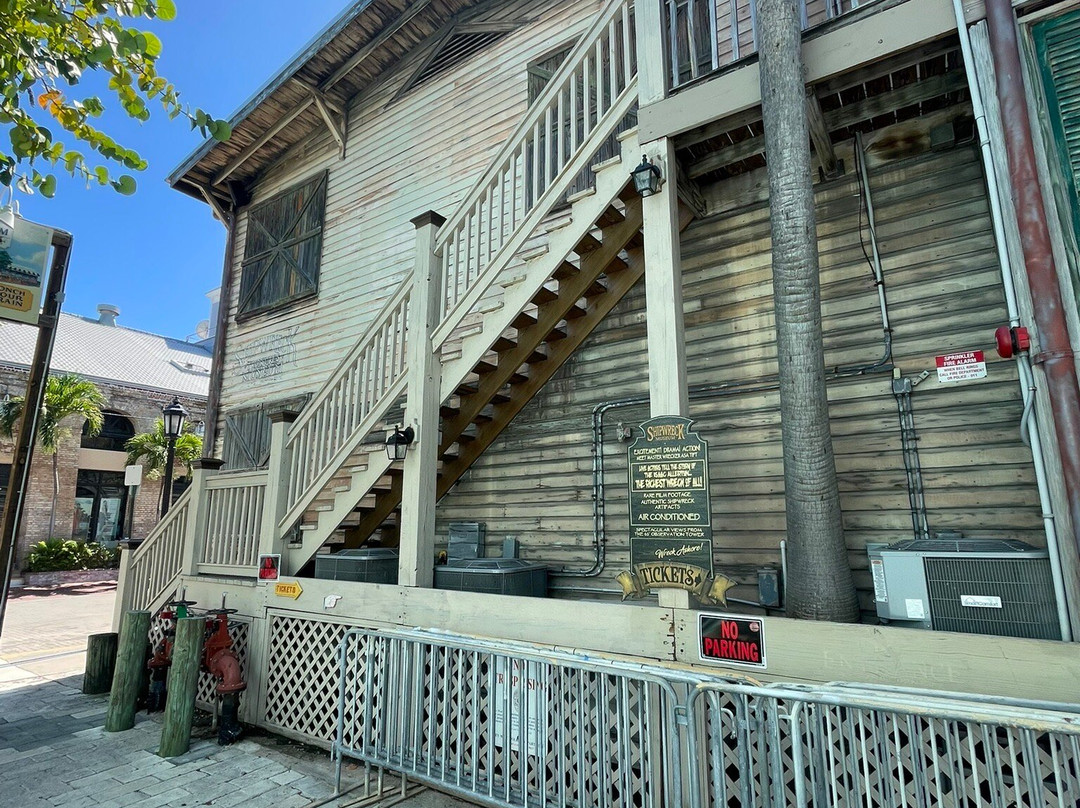 基韦斯特佩里酒店主图