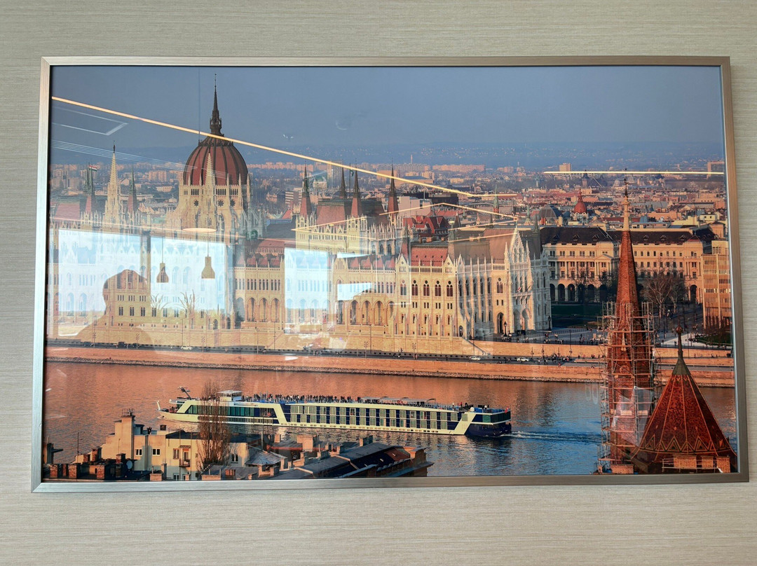 Plaza Premium Lounge (Non-Schengen Area, Departures, Mezzanine Floor, Terminal 2B)-布达佩斯必去景点