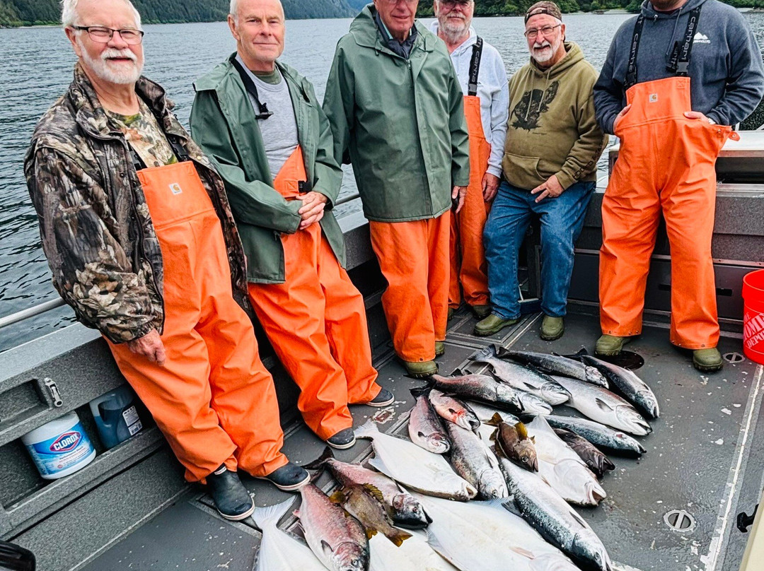 Alaskan Anglers-古斯塔夫斯必去景点