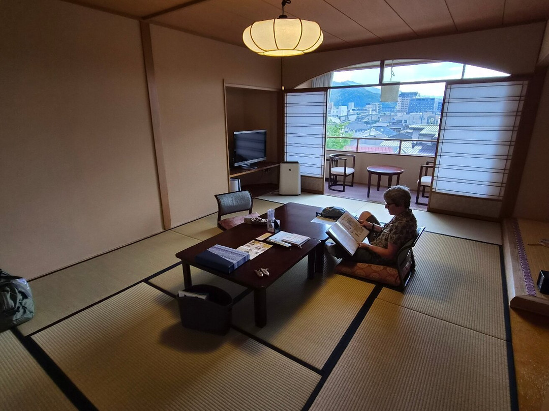 本阵平野屋 花兆庵主图