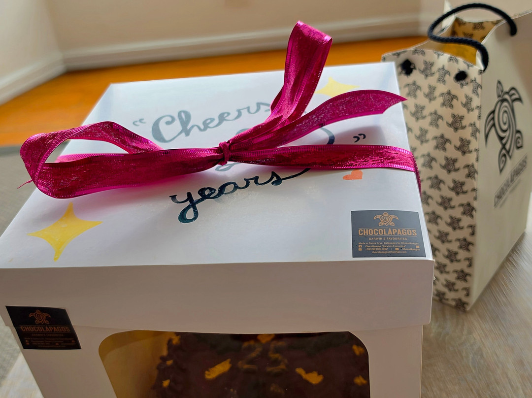 Chocolapagos Darwin's Favourites-阿约拉港必去景点