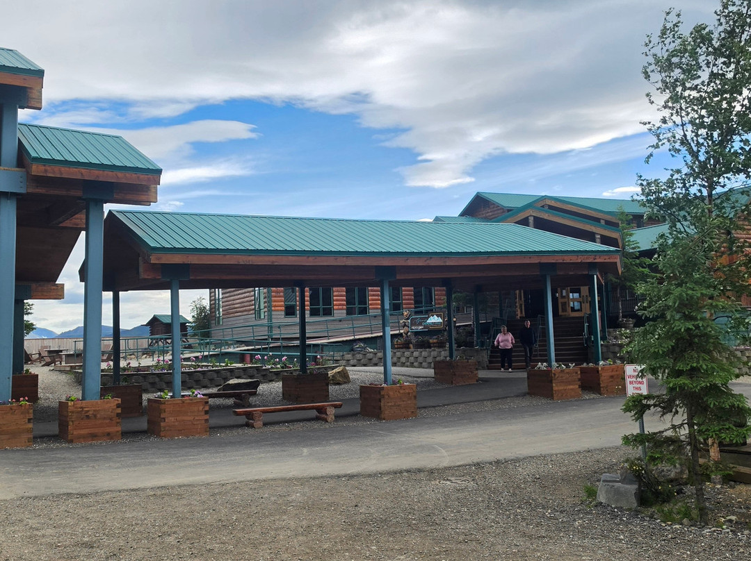 格兰德迪纳利小屋酒店主图