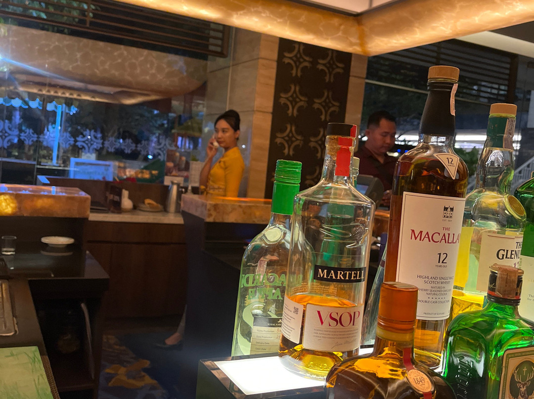 日惹爱慕卡摩皇家酒店主图