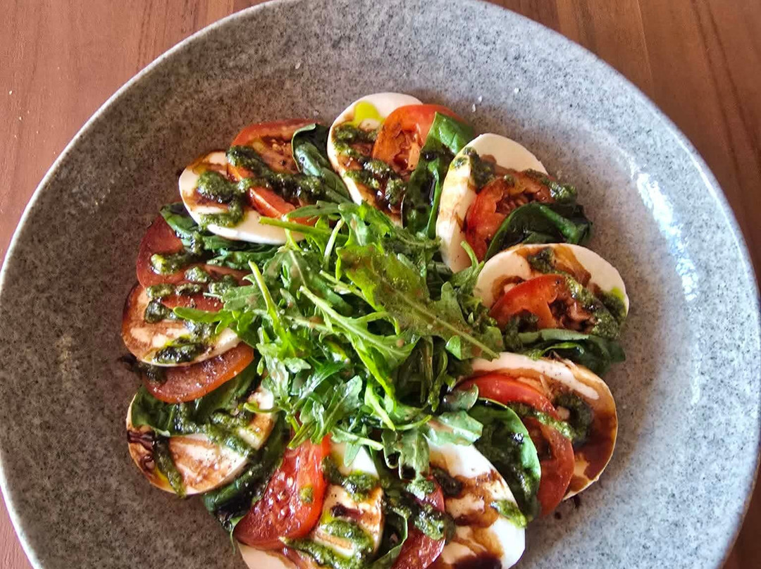 Cavo Bar & Bistro
