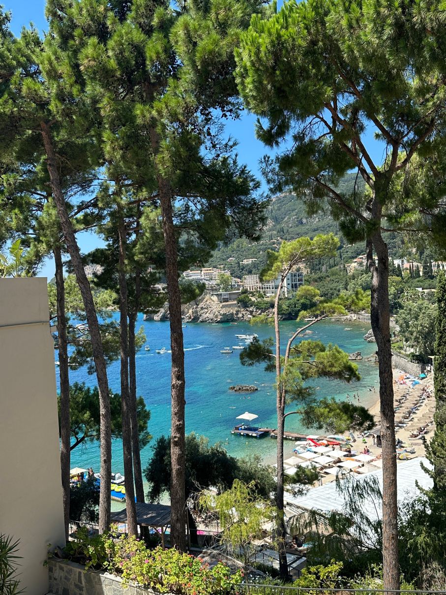 阿克罗蒂里海滩度假酒店-旅行者