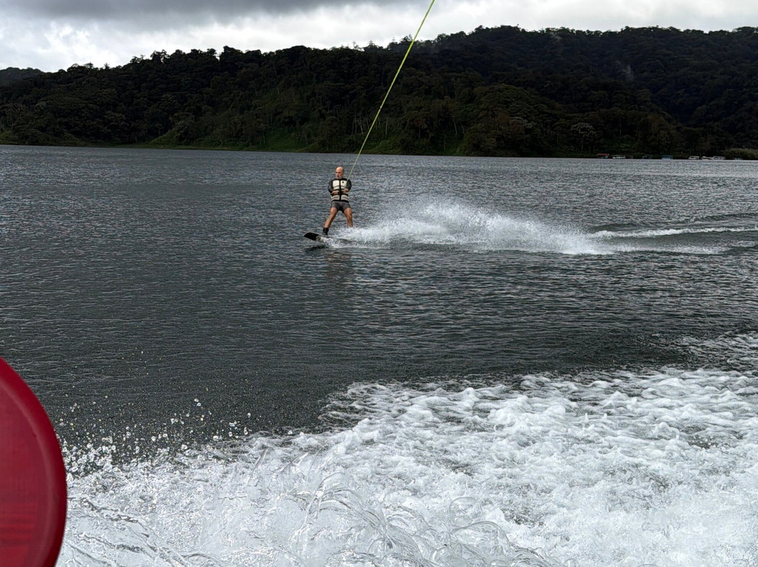 Volcano Watersports. Wakeboard, Wakesurf, Waterski, Tubing.-福德圣卡洛斯必去景点