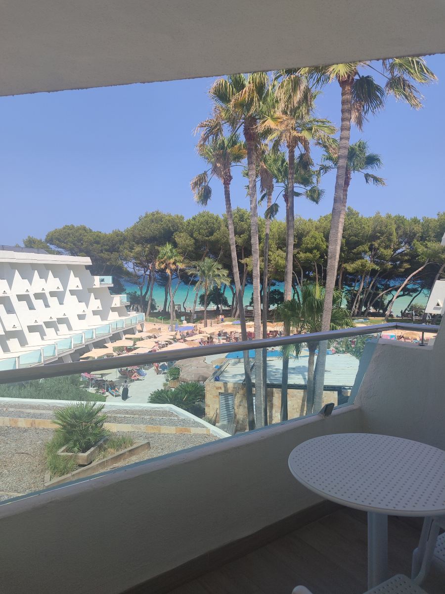 穆罗海滩伊贝罗斯塔海浪酒店-旅行者