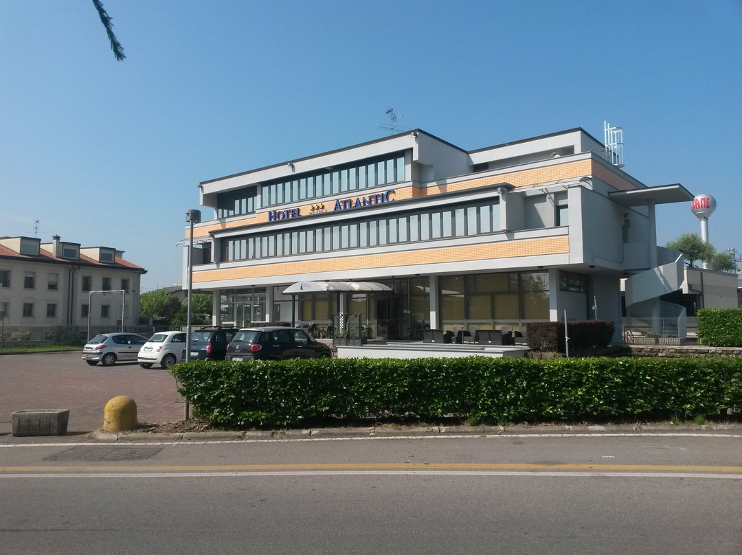 莫布尔大西洋酒店主图