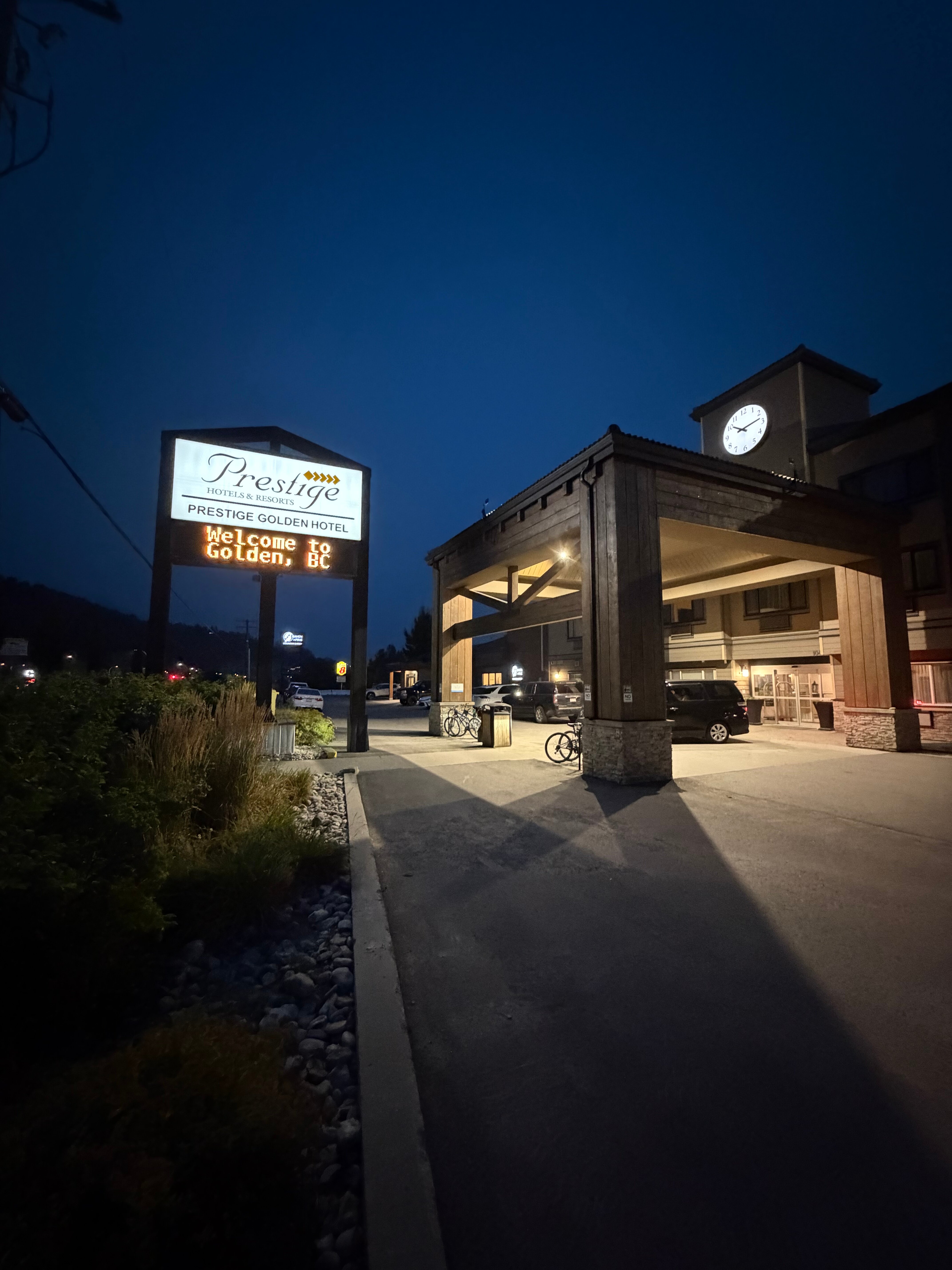 普利斯提格金色酒店-旅行者
