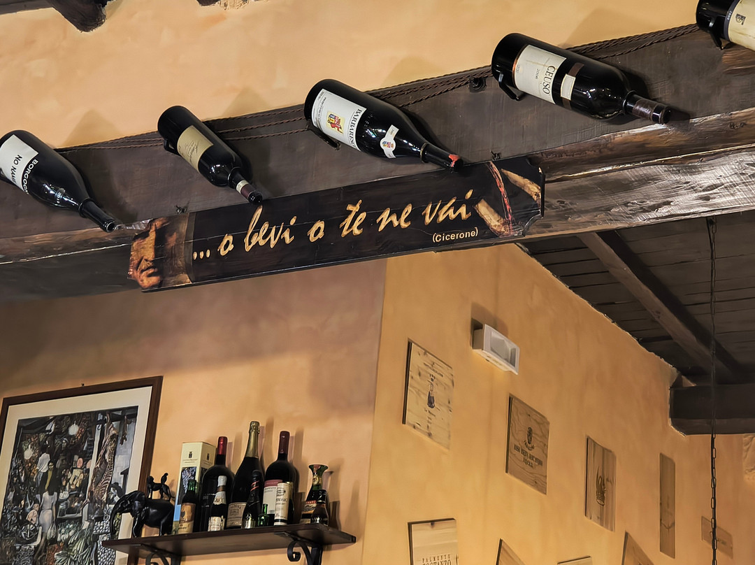 Enoteca Taverna U.v.a Club