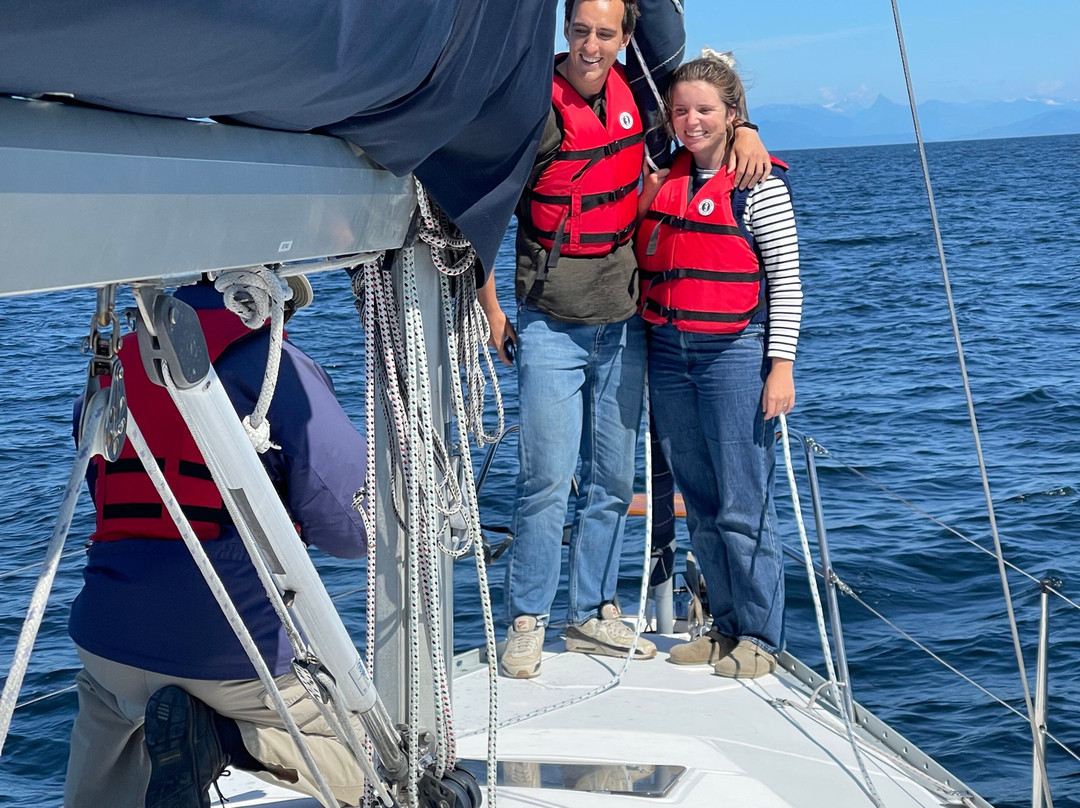 Mid-Island Sailing Adventures-Nanoose Bay必去景点