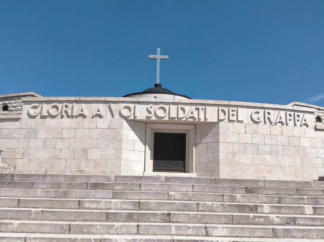 Sacrario di Cima Grappa-博尔索德尔格拉帕必去景点