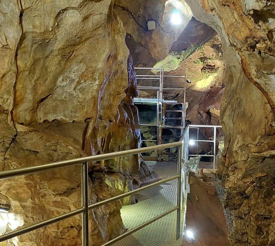 Tropfsteinhöhle Griffen-Griffen必去景点