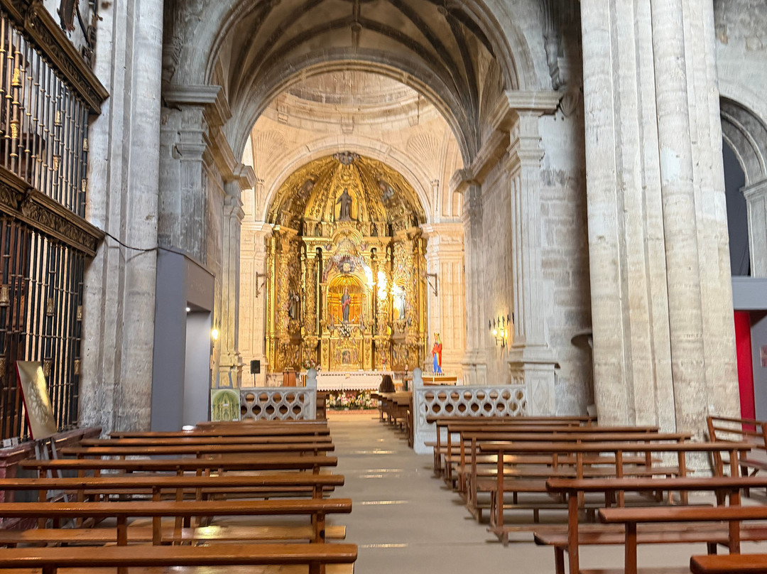 Iglesia de Nuestra Señora del Manzano-Castrojeriz必去景点