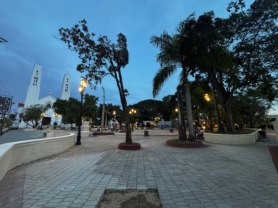 Parque Colon-圣地亚哥必去景点