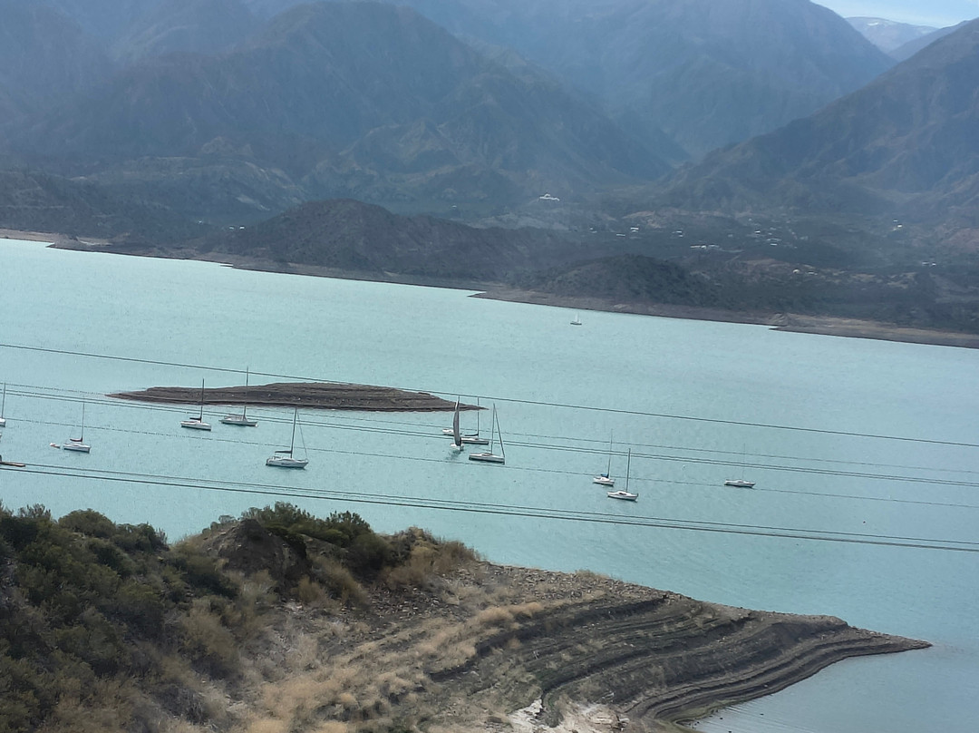 Embalse de Potrerillos-Potrerillos必去景点