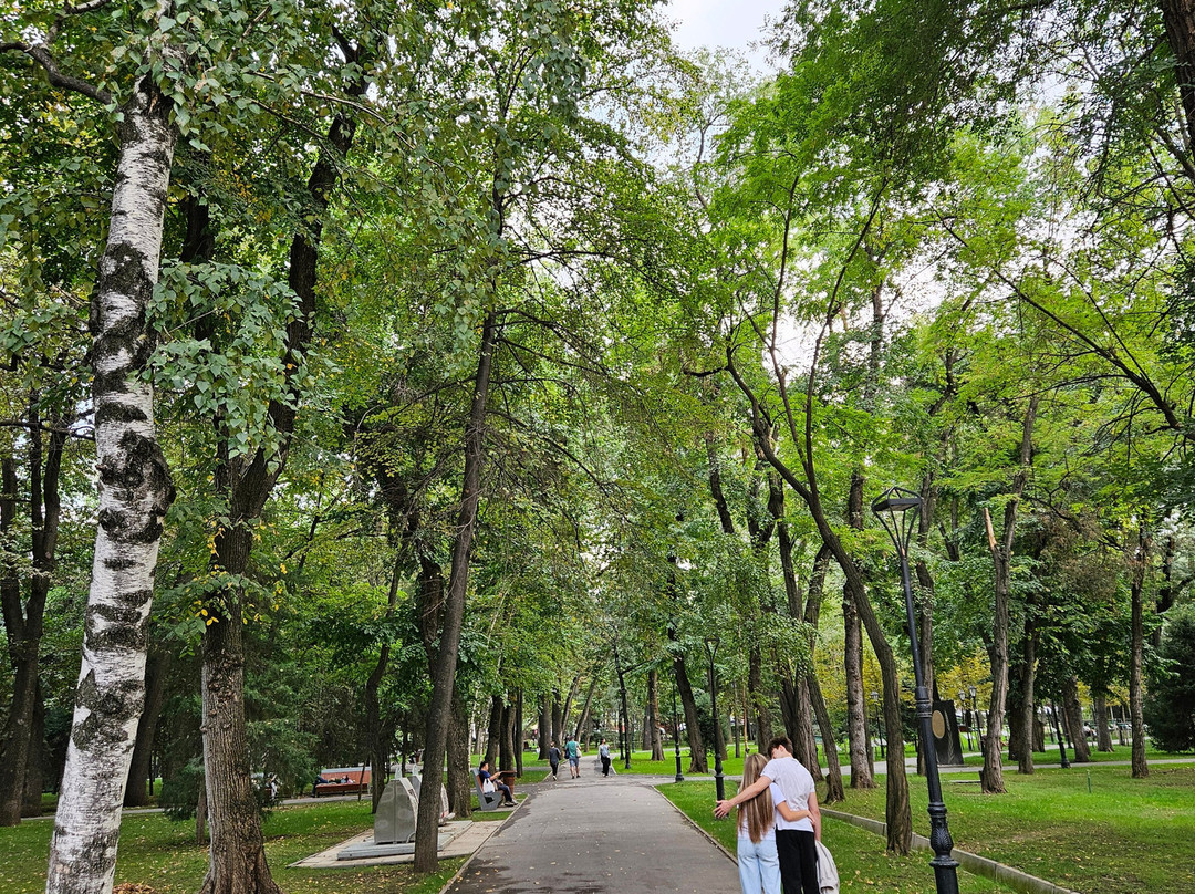 Park Named After Panfilov’s 28 Guardsmen-阿拉木图必去景点