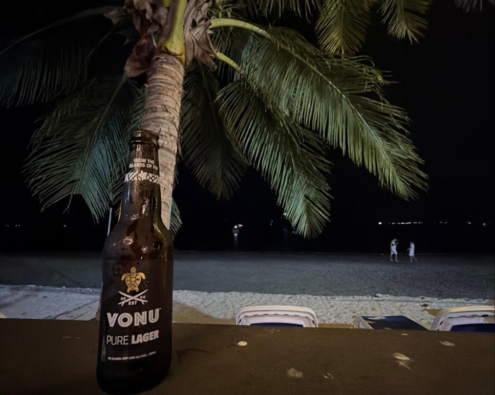 蛇头湾海滩度假酒店主图