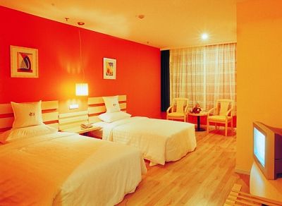 重庆小天鹅商务酒店杨家坪店-客卧