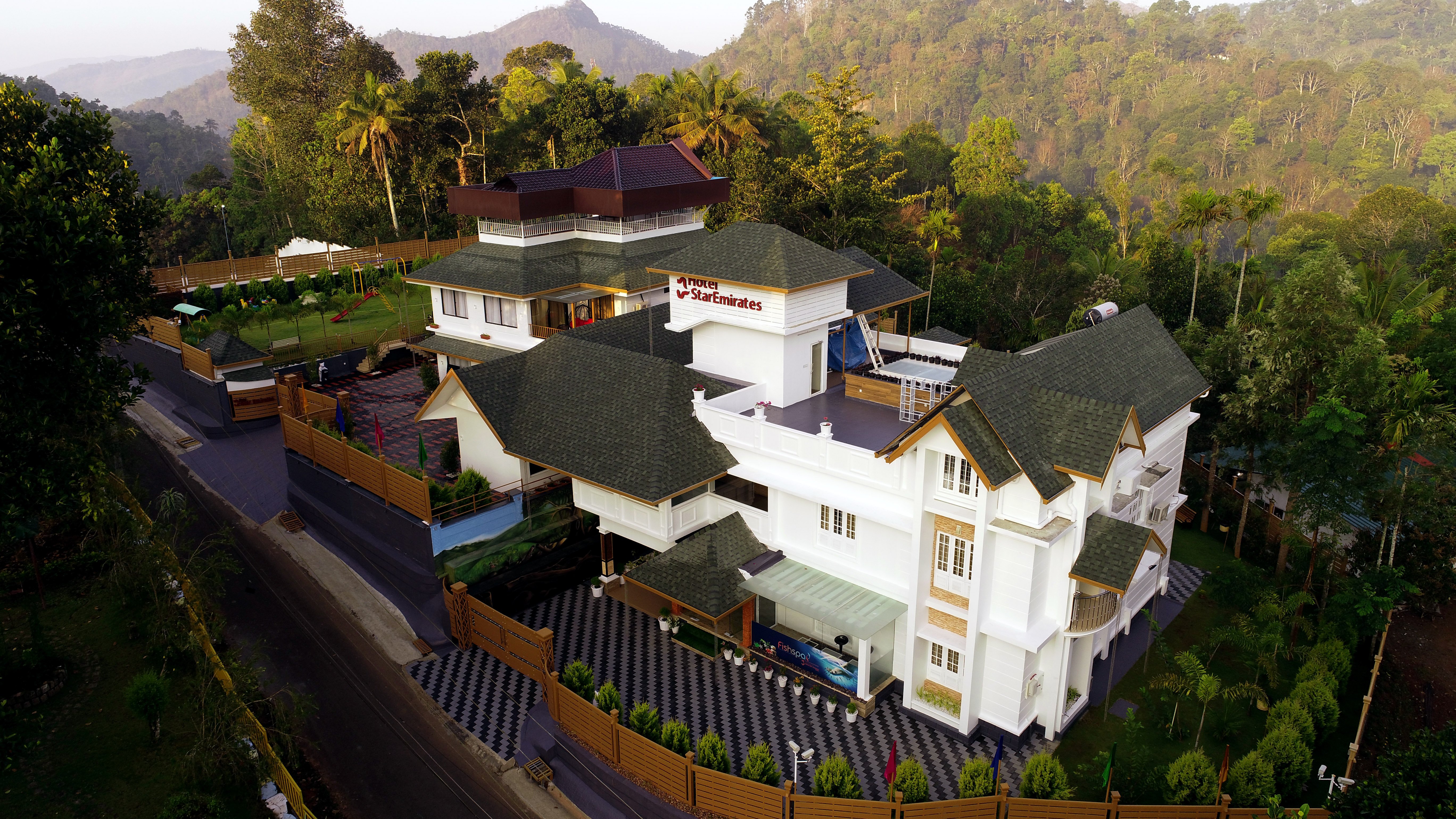 Star Emirates Luxury Resort and Spa, Munnar-官方