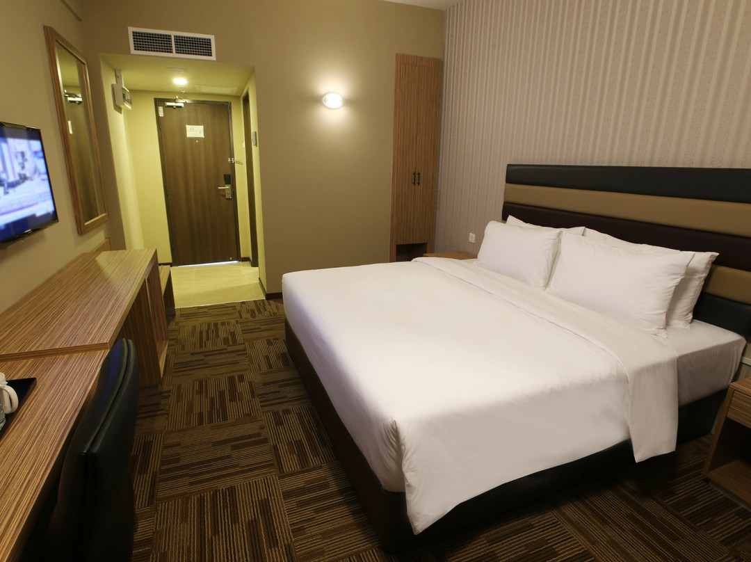 士乃酒店住宿-SEM9 Senai