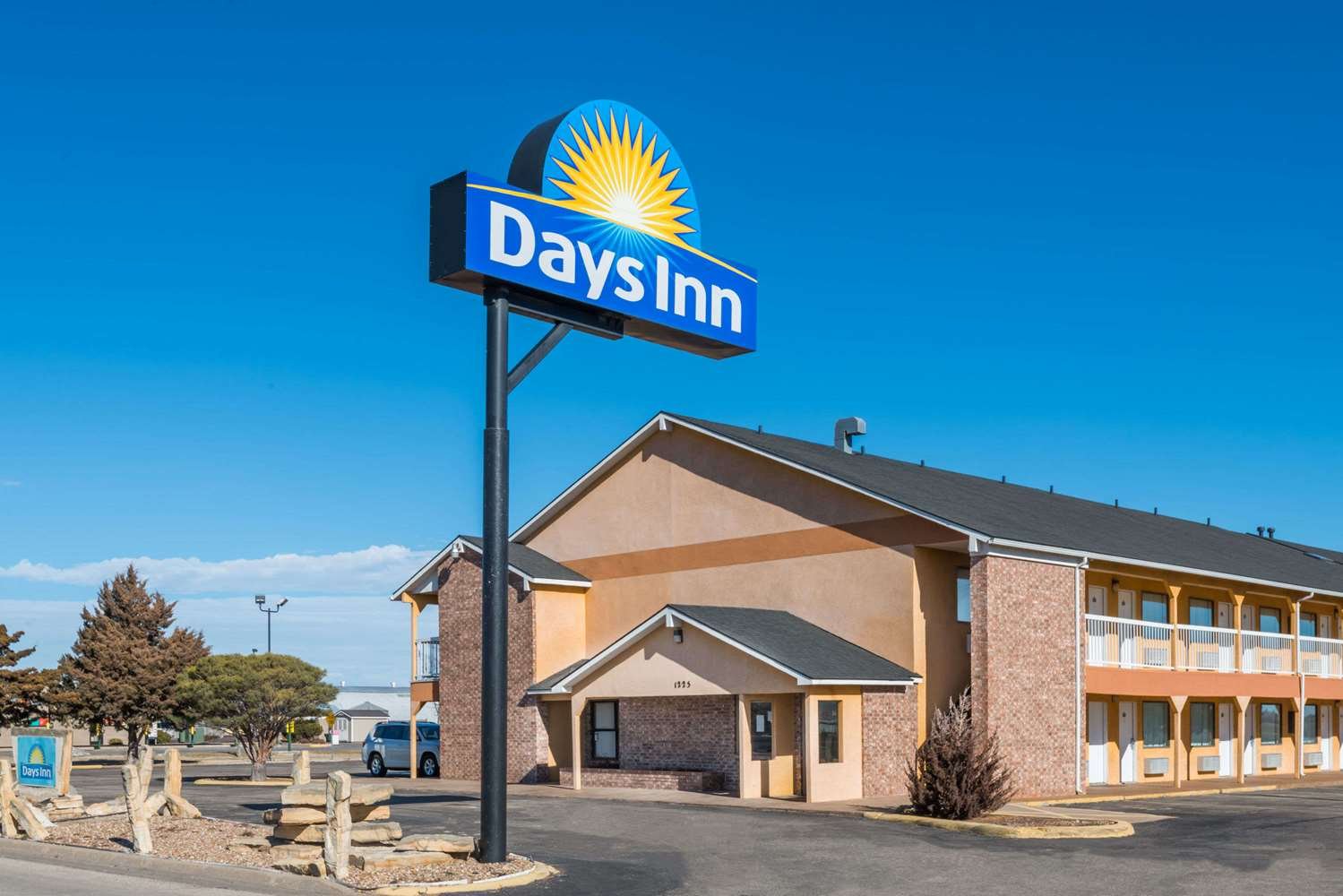 Days Inn by Wyndham Russell-官方
