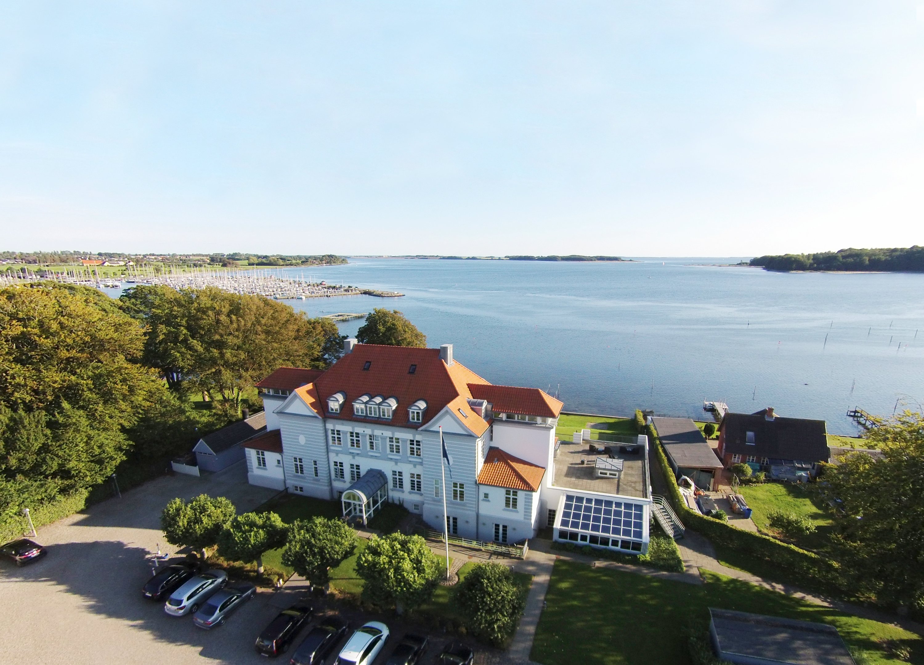 Sixtus Sinatur Hotel & Konference-官方
